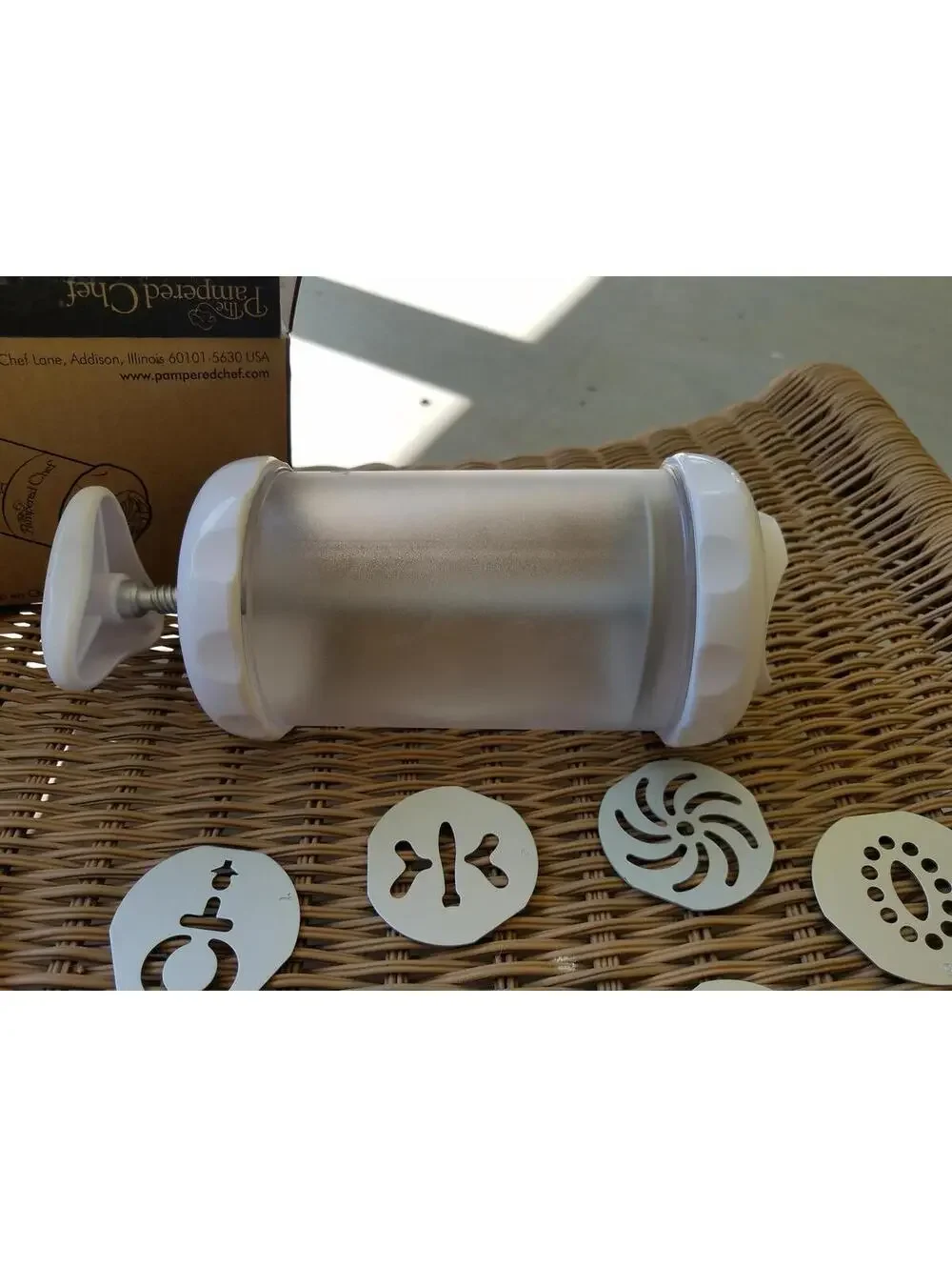 Slightly used Pampered Chef Cookie Press, Spritz, complete, dishwasher safe